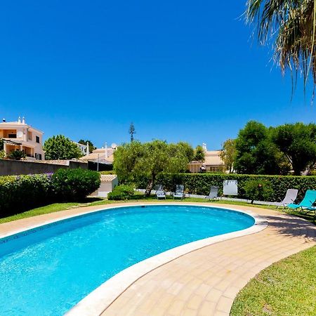 Small Villa 4Pax -Shared Pool @ Homesbyfc Албуфейра Экстерьер фото