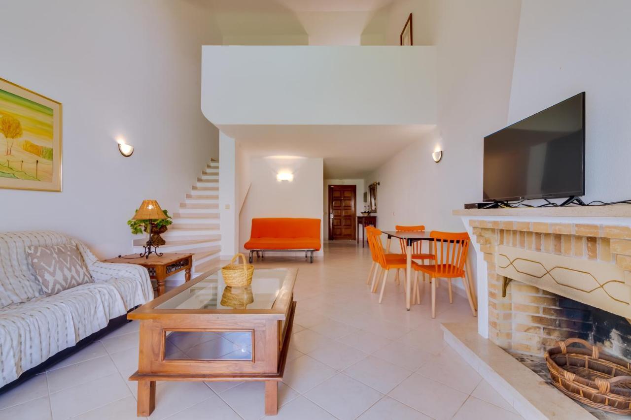 Small Villa 4Pax -Shared Pool @ Homesbyfc Албуфейра Экстерьер фото
