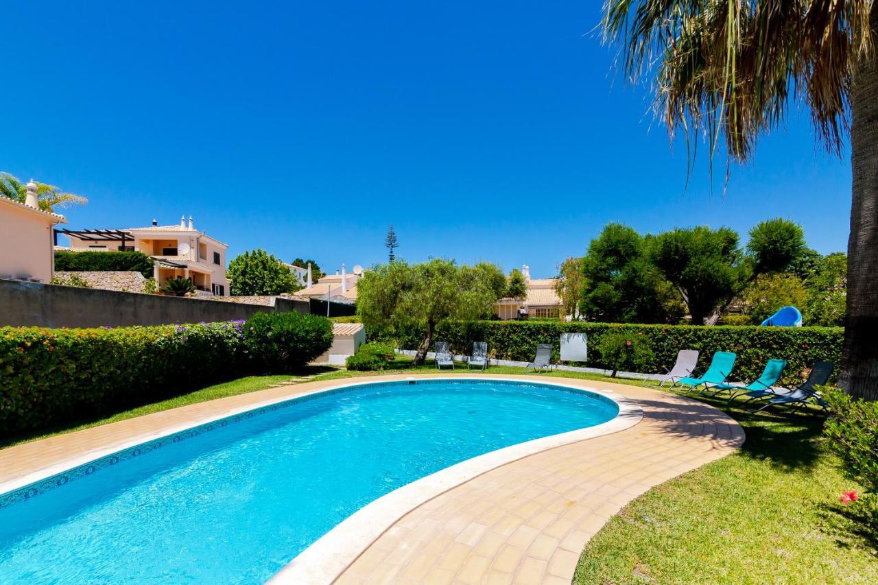 Small Villa 4Pax -Shared Pool @ Homesbyfc Албуфейра Экстерьер фото